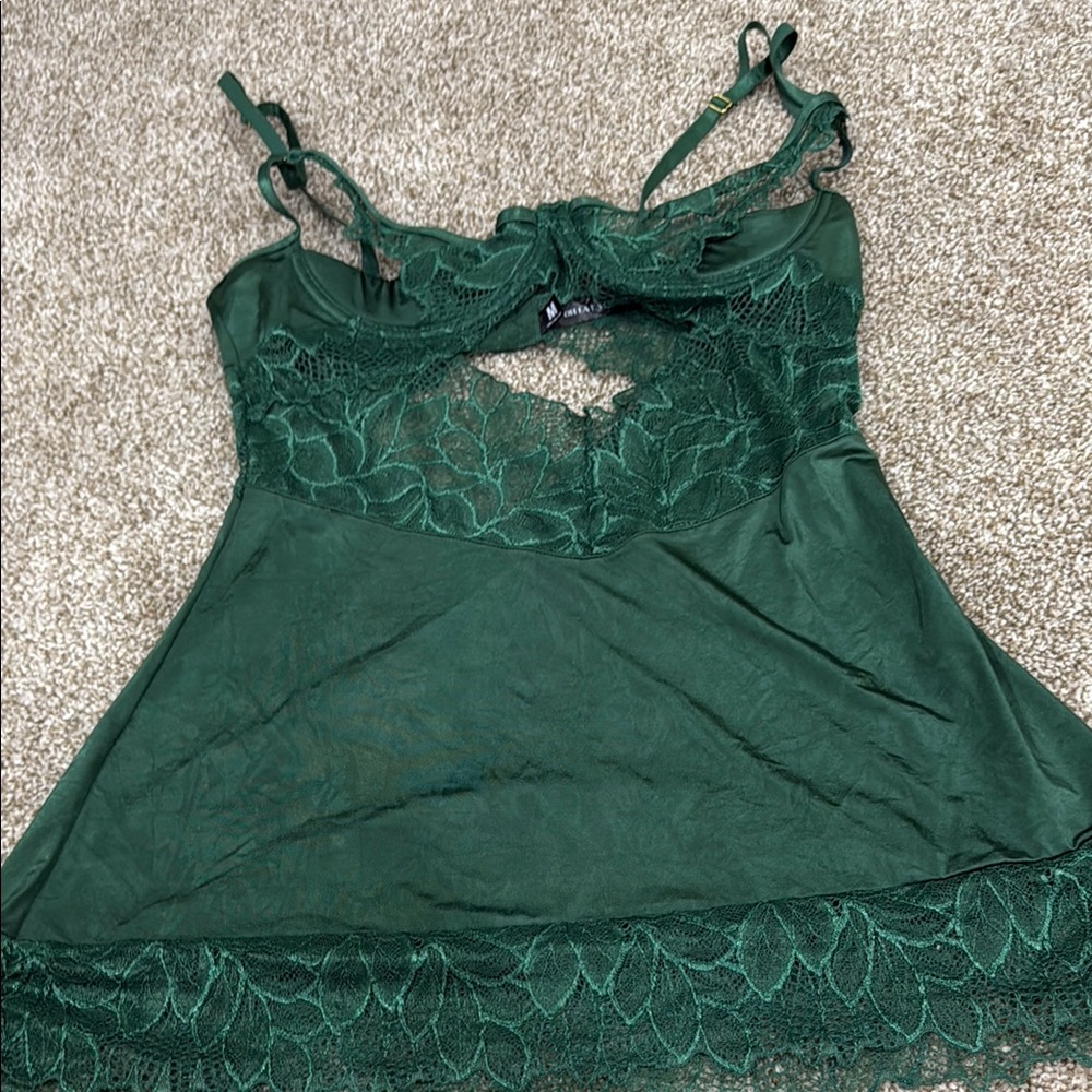 Oh la la Cheri Paris  size medium lingerie gorgeous